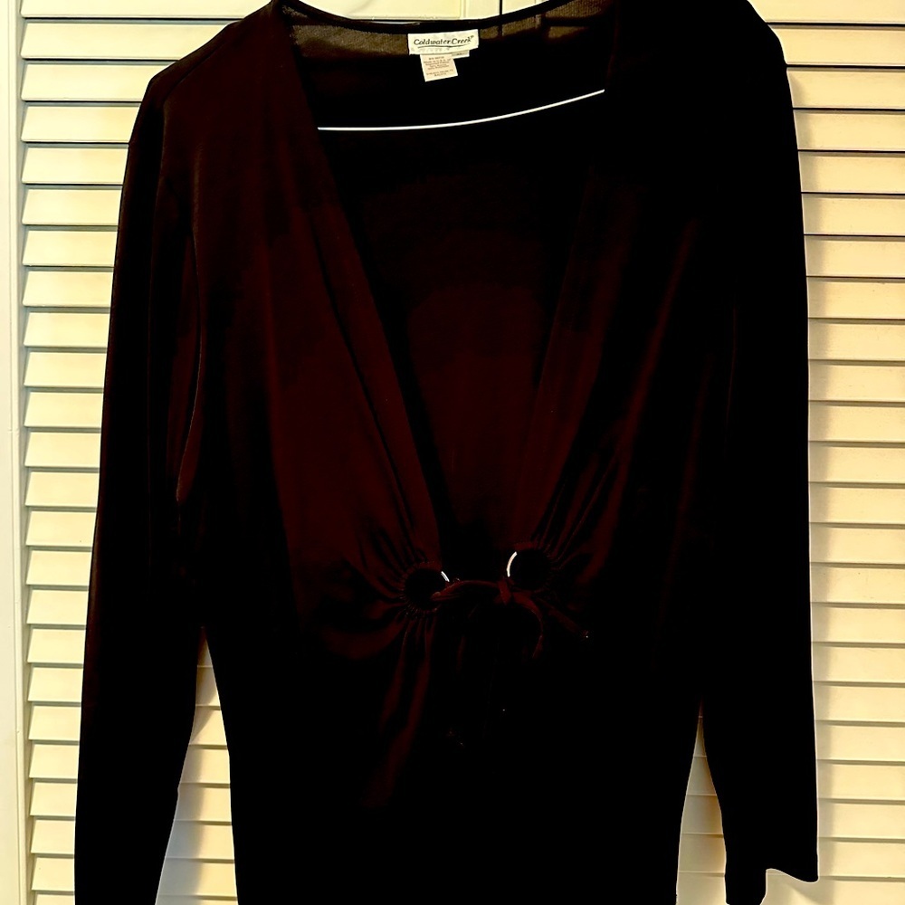 Coldwater Creek black top with cinch type closure extra large